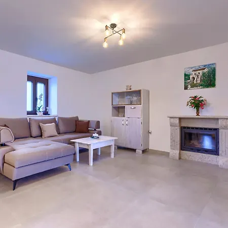 Tatil Evi Eugenia By Interhome