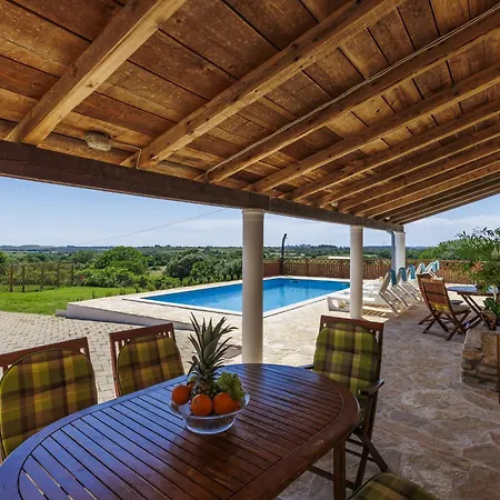 Holiday home Eugenia By Interhome